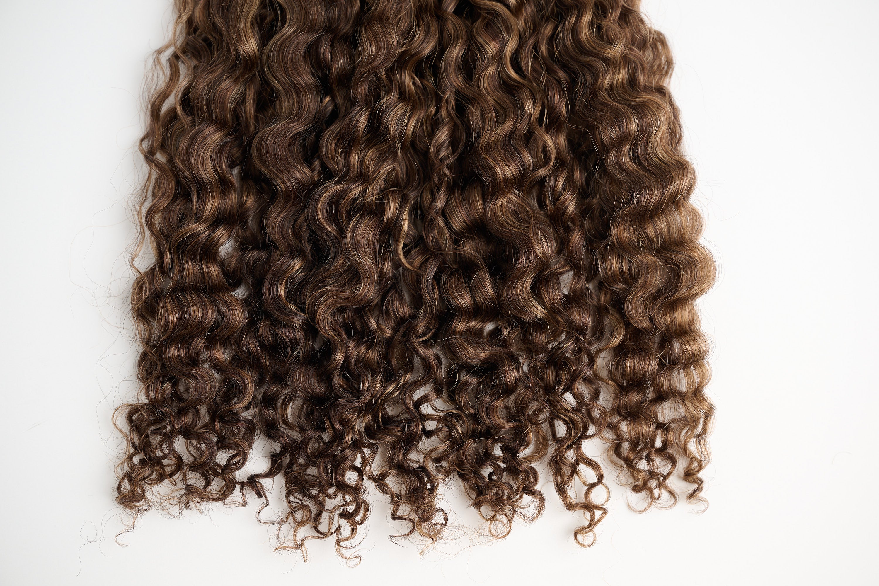 2025.11.6ChiniaCavinessBlushedHairProductShoot36228.jpg